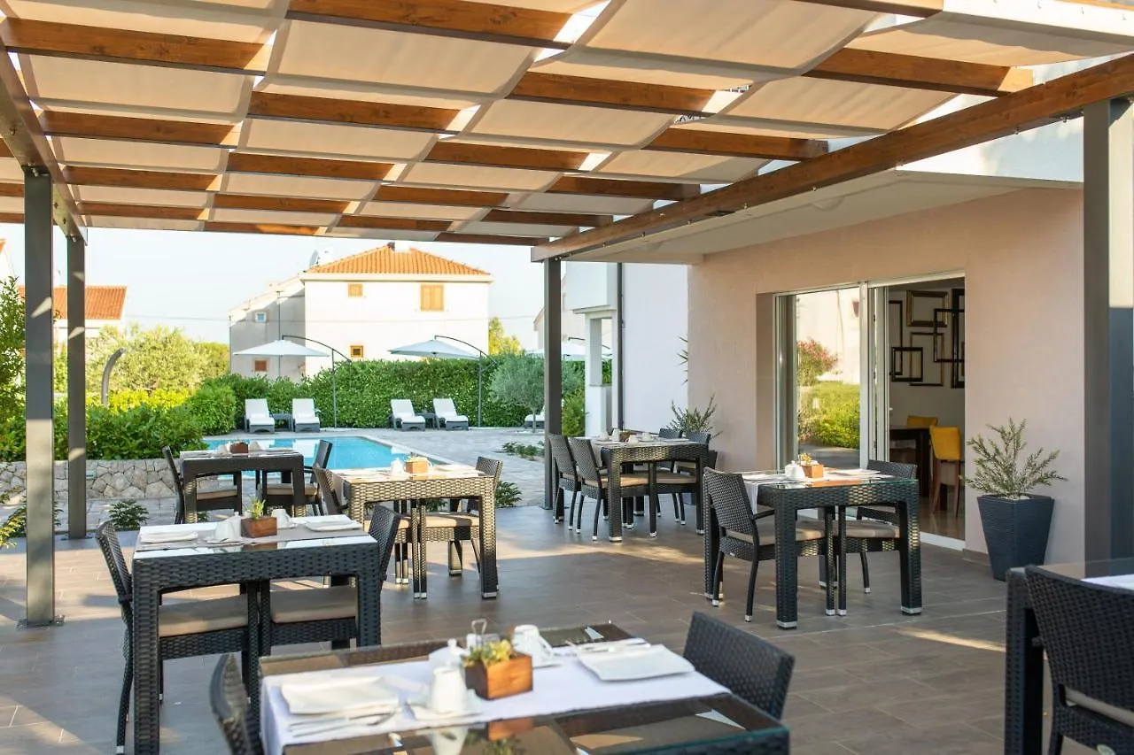 פונאנט B&B Villa Maris קרואטיה