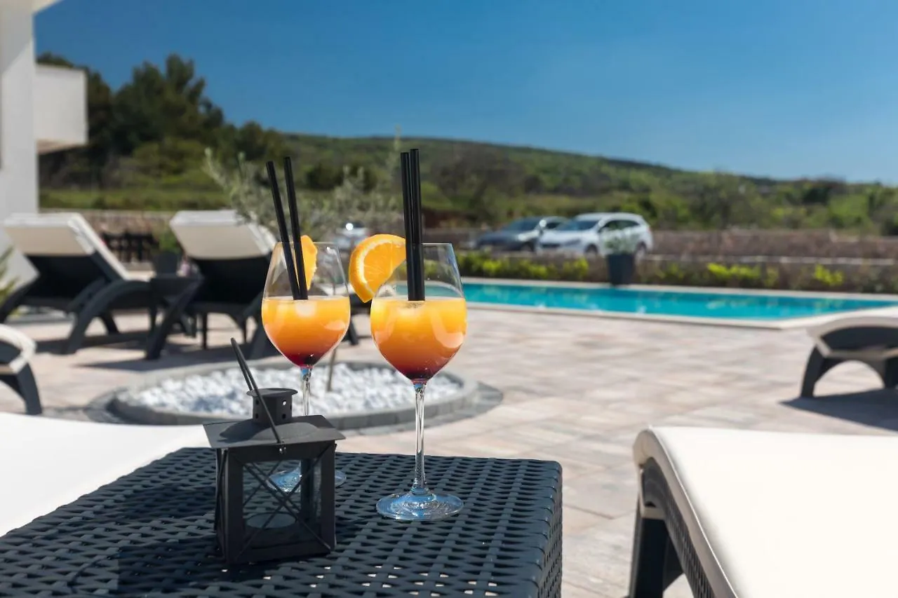 B&B Villa Maris Punat Bed & Breakfast